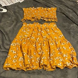 BRAND NEW 2-Piece Set! Strapless Top & Skirt